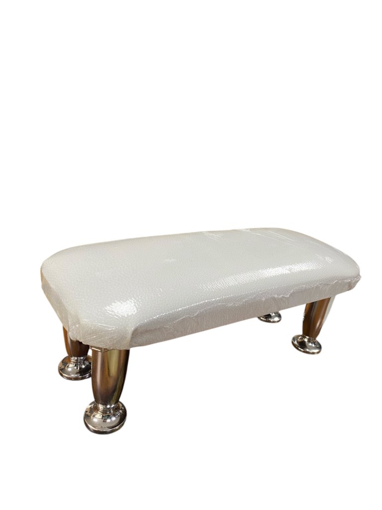 Manikür minderi ayaklı